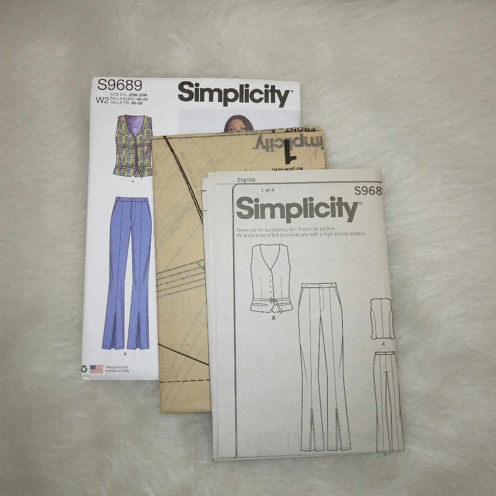 SIMPLICITY S9689 Sz 20W-28W Women's lined vest and pants w/ stylish front vents